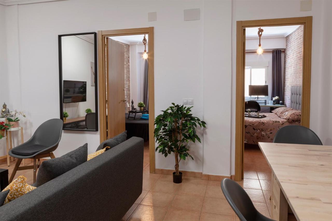 Luxury Artistic Digital Nomad 2 Bedroom W/Terrace Valencia Exterior photo