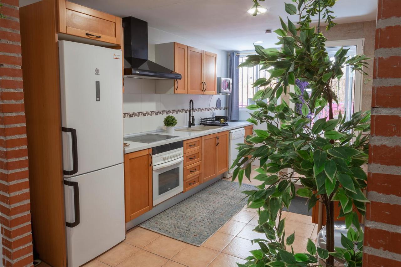 Luxury Artistic Digital Nomad 2 Bedroom W/Terrace Valencia Exterior photo