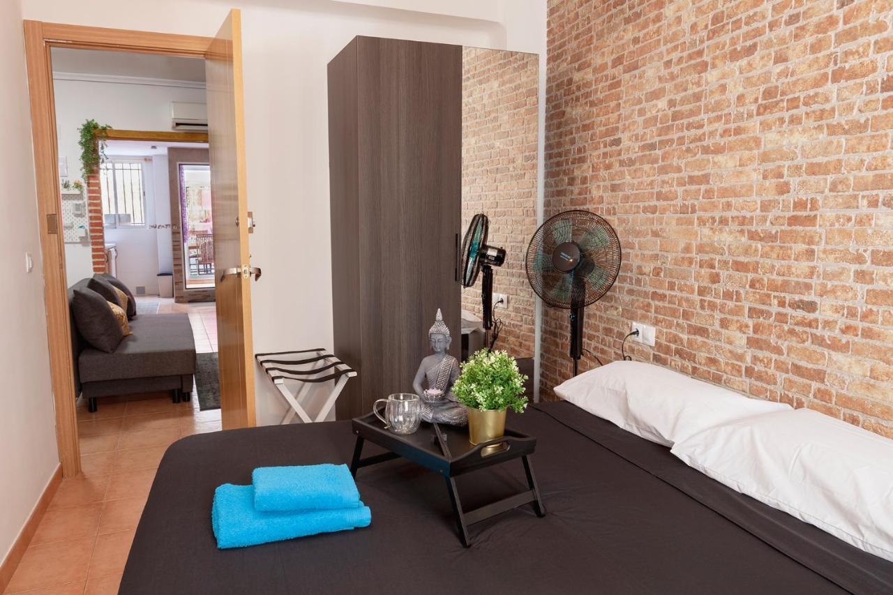 Luxury Artistic Digital Nomad 2 Bedroom W/Terrace Valencia Exterior photo